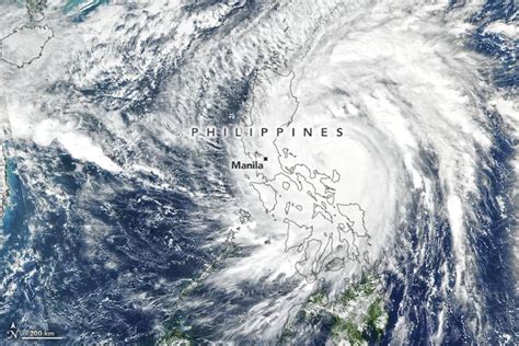 thunderstorm season philippines|Climate of the Philippines .
